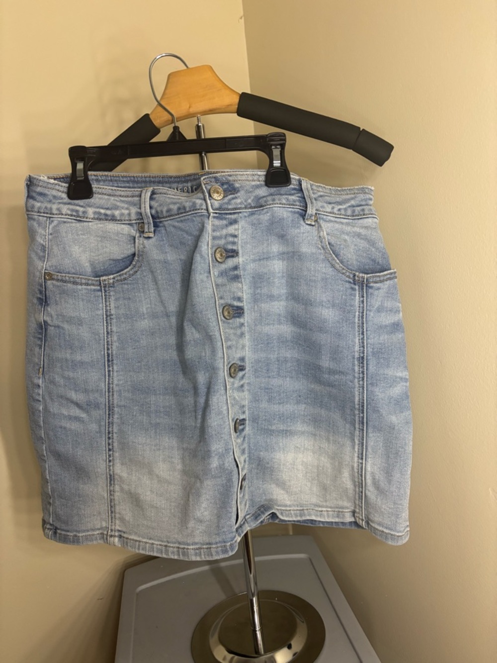 American Eagle Light Blue Button-Front Denim Skirt